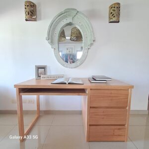 Escritorio con Cajones 150cm x 60cm x 80cm de alto